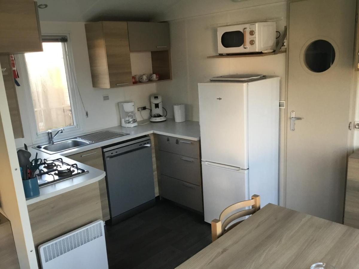 Frejus Tout Confort, Climatisation,Linge De Lit Et De Toilette, Coffre Fort, Ventilations Au Plafond Chambres Et Wifi Possible Exterior foto