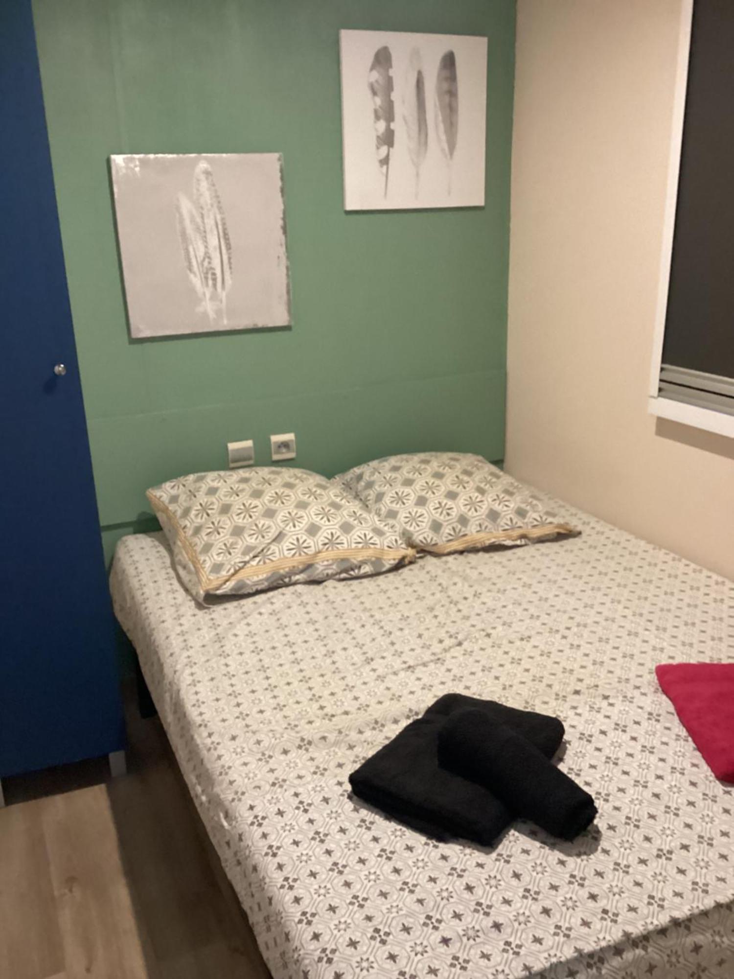 Frejus Tout Confort, Climatisation,Linge De Lit Et De Toilette, Coffre Fort, Ventilations Au Plafond Chambres Et Wifi Possible Exterior foto