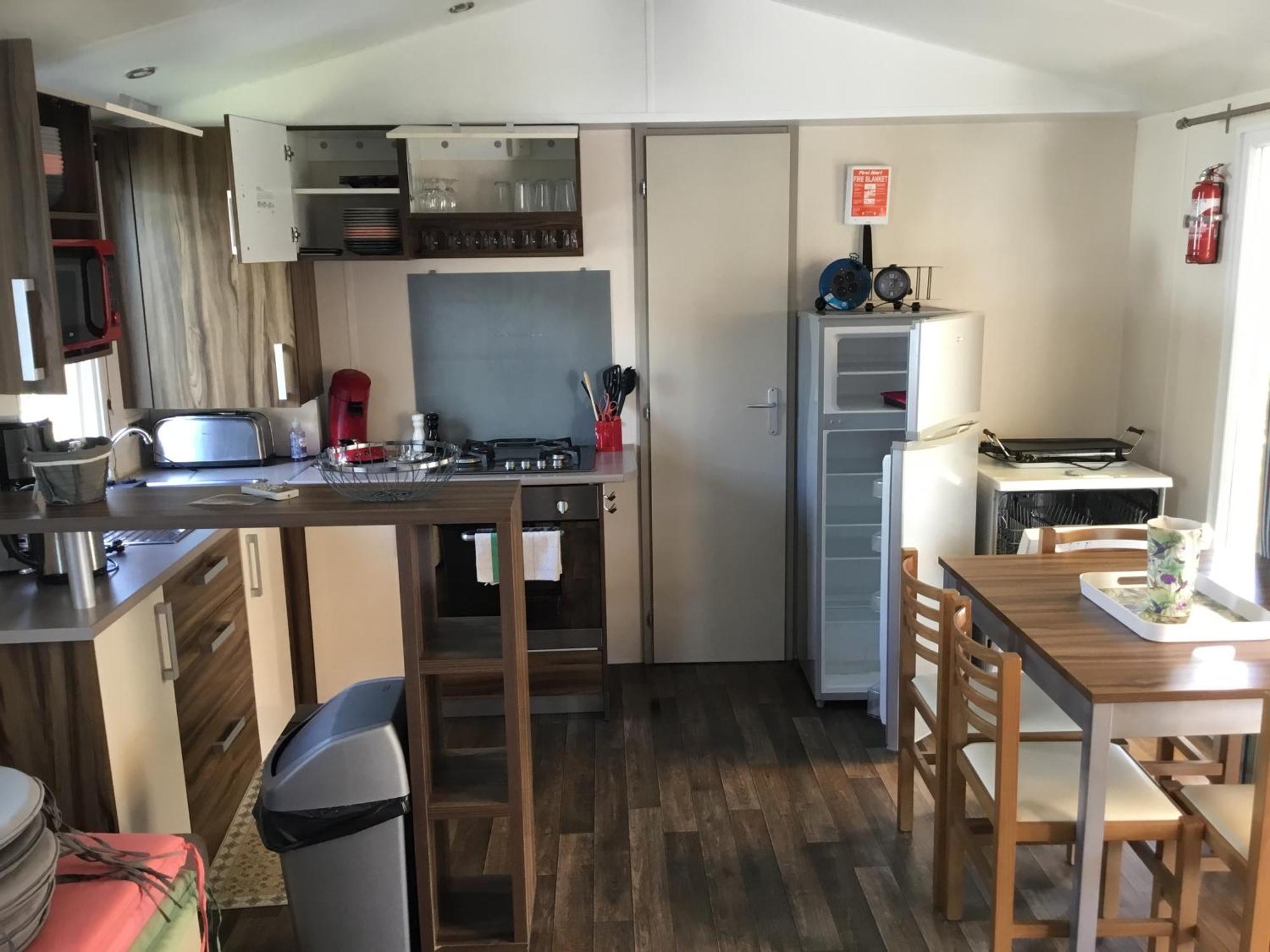 Frejus Tout Confort, Climatisation,Linge De Lit Et De Toilette, Coffre Fort, Ventilations Au Plafond Chambres Et Wifi Possible Exterior foto